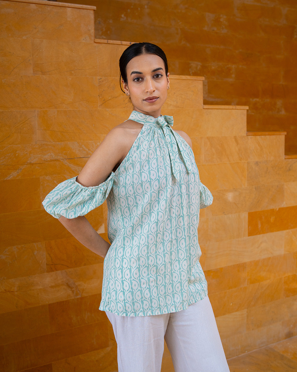 Sukusum Ribboned Top